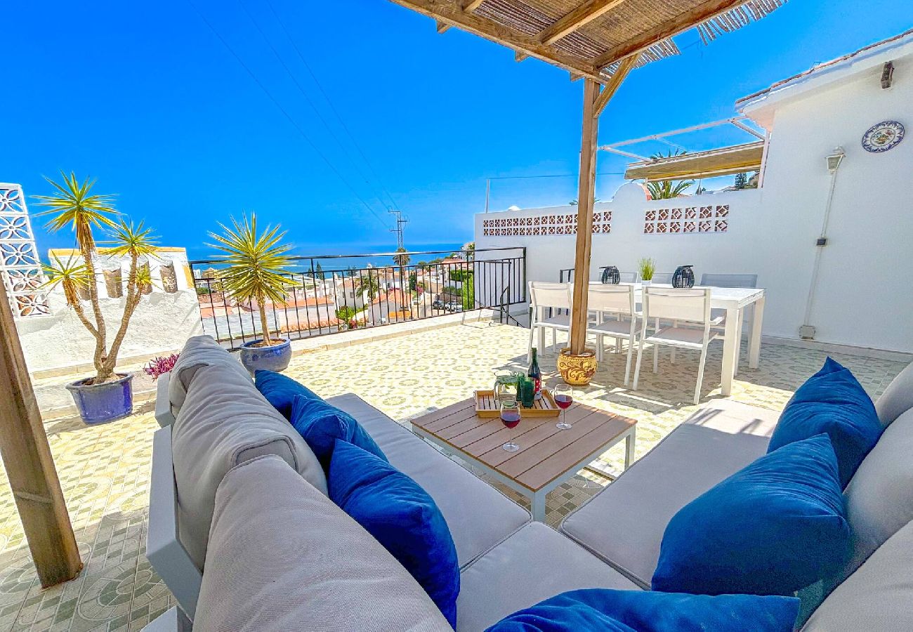 Casa en Nerja - A2407 Charming Townhouse with sea views and pool