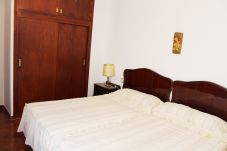 Apartamento en Nerja - Spacious Central Apartment w/ Shared Roof Terrace