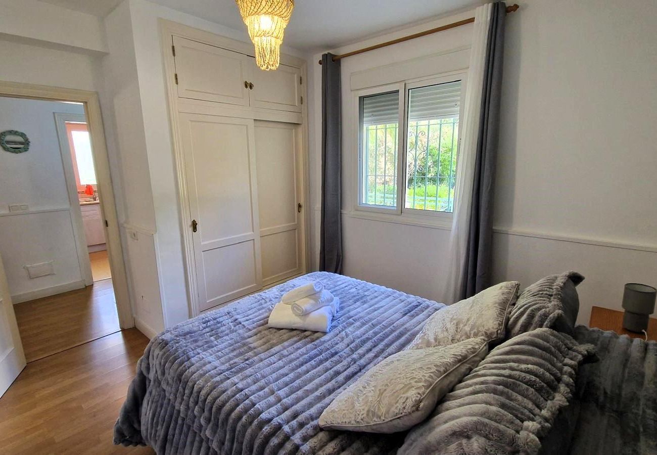Apartamento en Nerja - Flat with rental license near Burriana Beach