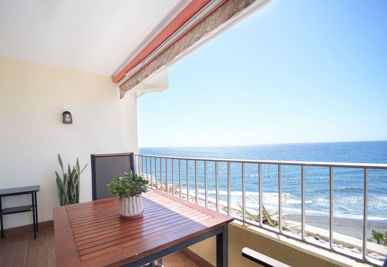 Apartamento en Almuñecar - Beachfront Apartment | Sea Views | Tourist License