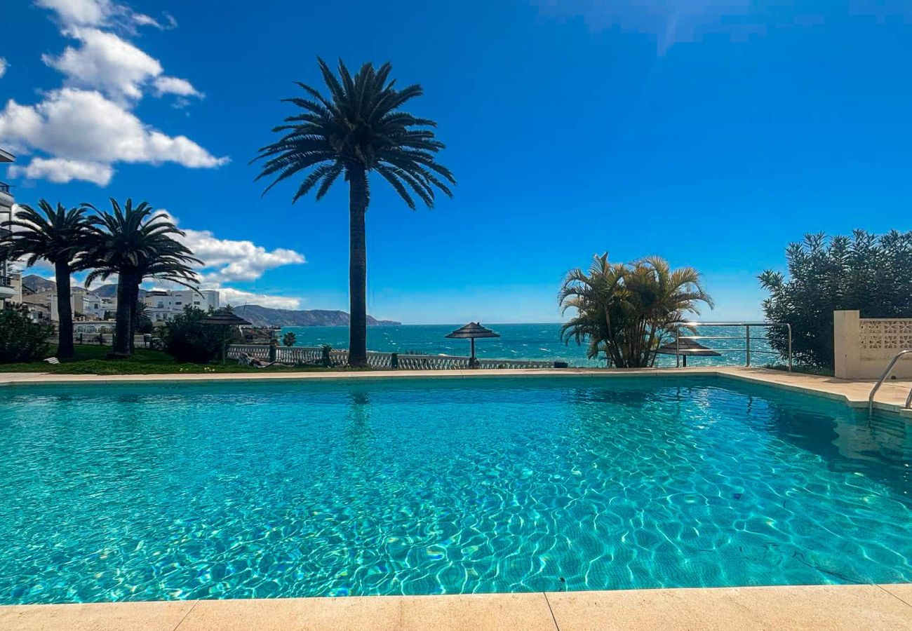 Flat in Nerja - Bright & Cozy 2-Bedroom Apartment with Sea View